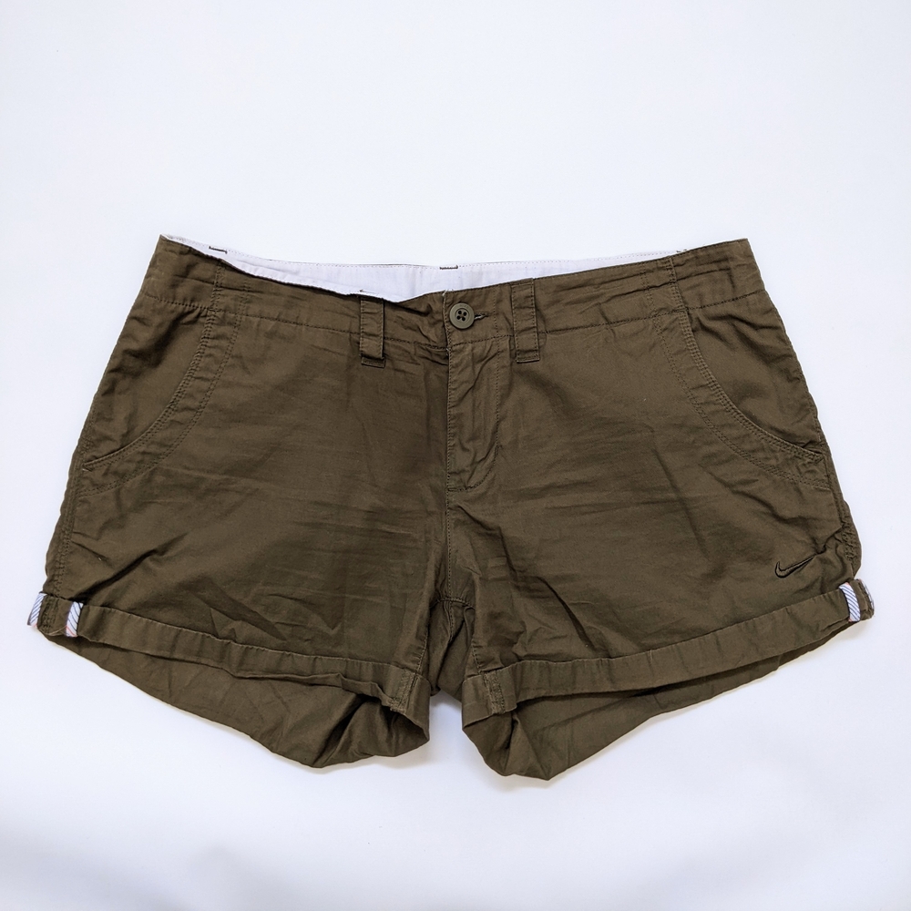 Nike Belted Roll Cuff Olive Shorts Pants, Women's 12